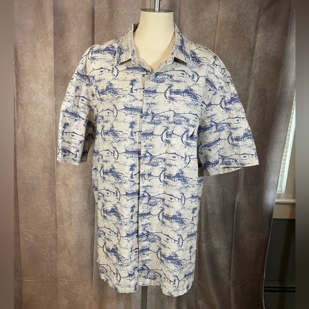 Nautica Classic Fit Blue Ocean Fish Short Sleeve Button Down Shirt- Size XL
